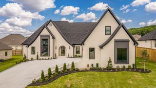 1675 Nantucket, Conway, AR 72034