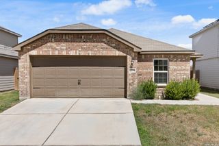 15214 HARBOR LNDG, Von Ormy, TX 78073