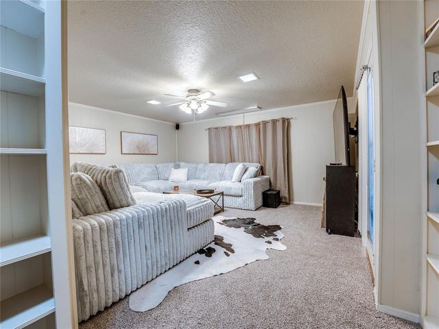 3401 Carriage Way, Edmond, OK 73013