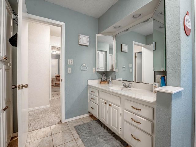 3401 Carriage Way, Edmond, OK 73013