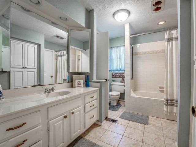 3401 Carriage Way, Edmond, OK 73013