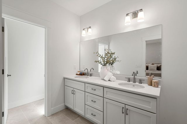 65 Jenkins Rd Lot 4 Fl Plan, Bedford, NH 03110