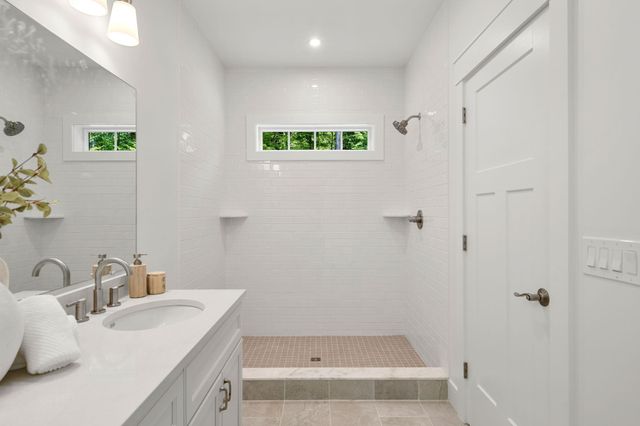 65 Jenkins Rd Lot 4 Fl Plan, Bedford, NH 03110