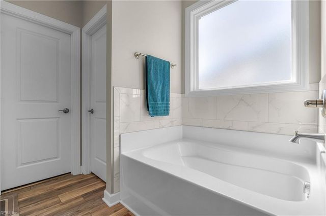 712 Jubilee CT, Chesapeake, VA 23322