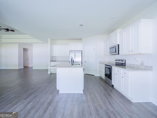 5154 Grand Oak Circle, Lake Park, GA 31636