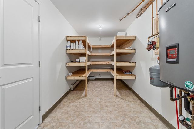 13 Tucker Way, Newmarket, NH 03857