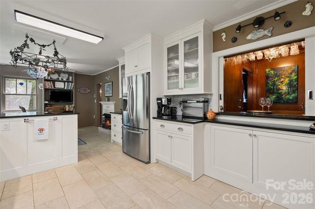 185 Macon Avenue B10, Asheville, NC 28804