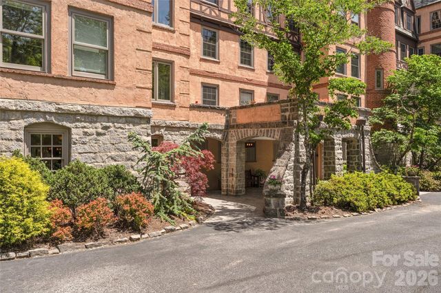 185 Macon Avenue B10, Asheville, NC 28804