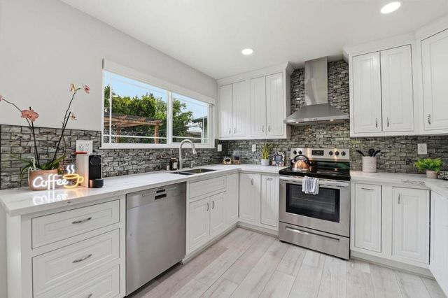 5823 Sunrose Avenue, Newark, CA 94560