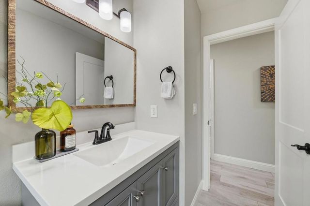 5823 Sunrose Avenue, Newark, CA 94560