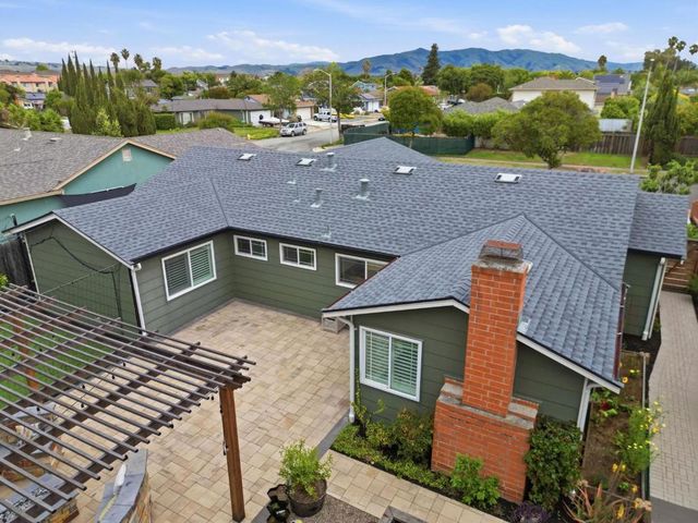 5823 Sunrose Avenue, Newark, CA 94560