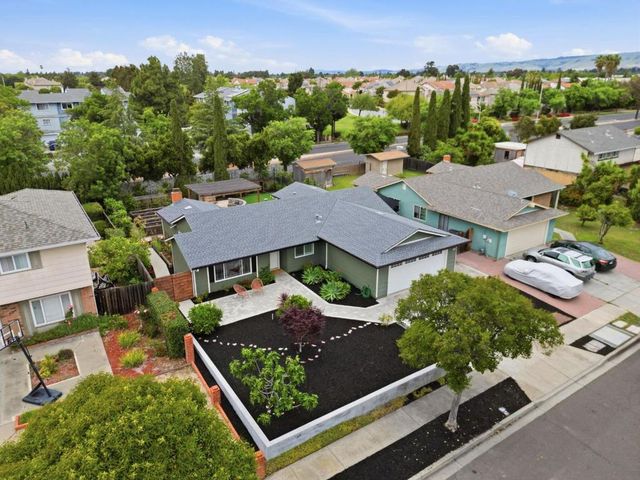 5823 Sunrose Avenue, Newark, CA 94560