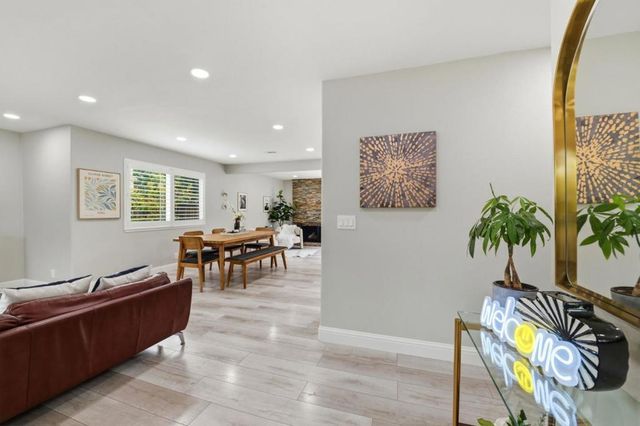 5823 Sunrose Avenue, Newark, CA 94560