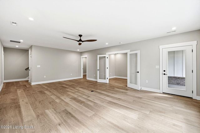 14713 Stable Gate Pl, Louisville, KY 40245