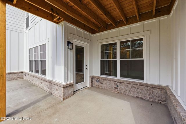 14713 Stable Gate Pl, Louisville, KY 40245