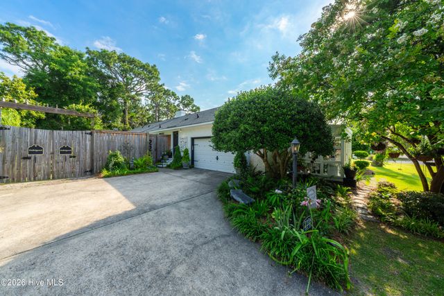 2228 Parham Drive, Wilmington, NC 28403