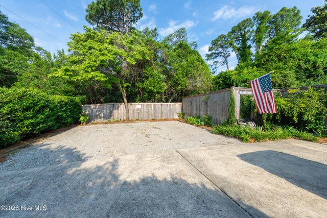 2228 Parham Drive, Wilmington, NC 28403