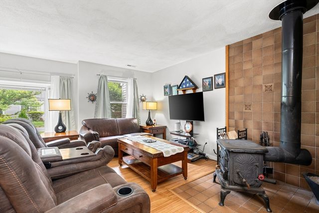 5 Prudence Crandall Lane 5, Easton, MA 02356