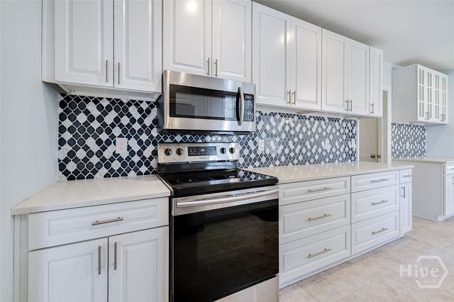 5114 Abercorn Street, Savannah, GA 31405