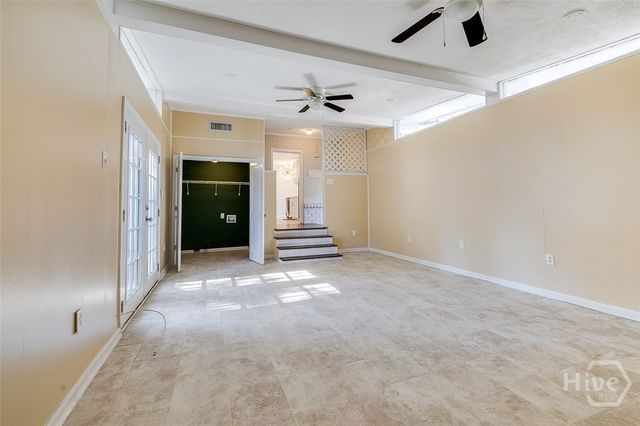 5114 Abercorn Street, Savannah, GA 31405