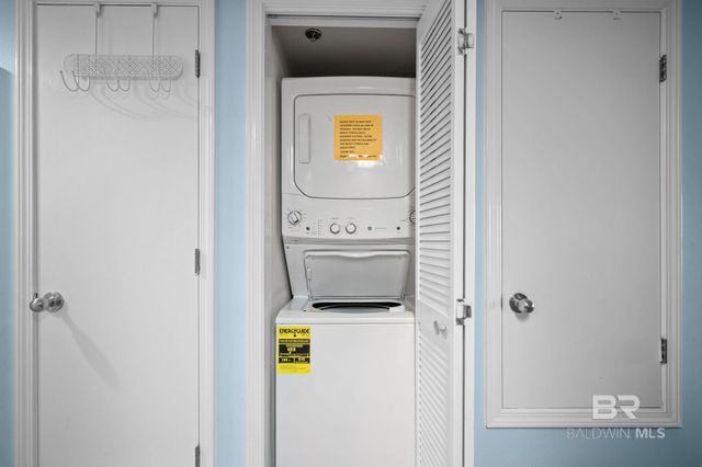 517 E Beach Boulevard 1B, Gulf Shores, AL 36542