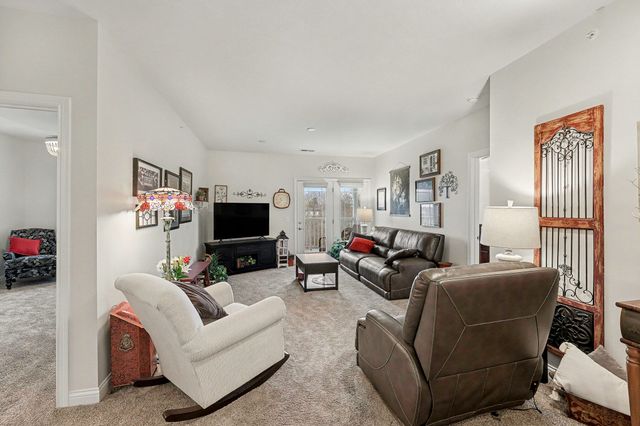 1859 Riverpointe Court, 5, Dayton, KY 41074