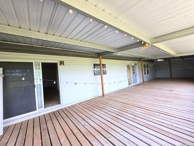 635 E Ditto Rd, Poteet, TX 78065