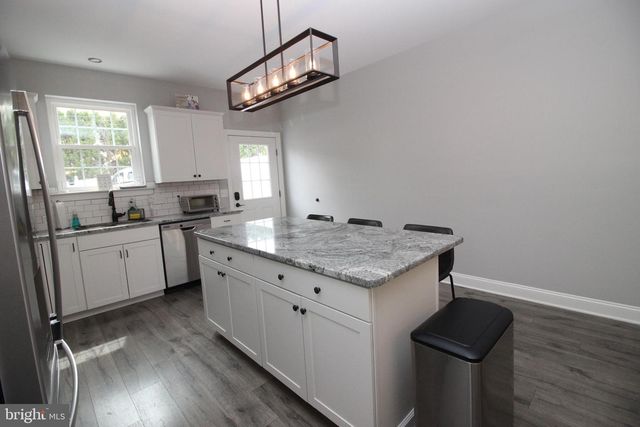 912 FORD ST, Bridgeport, PA 19405