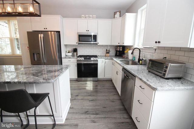 912 FORD ST, Bridgeport, PA 19405