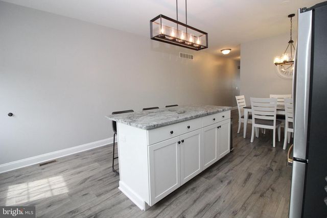 912 FORD ST, Bridgeport, PA 19405