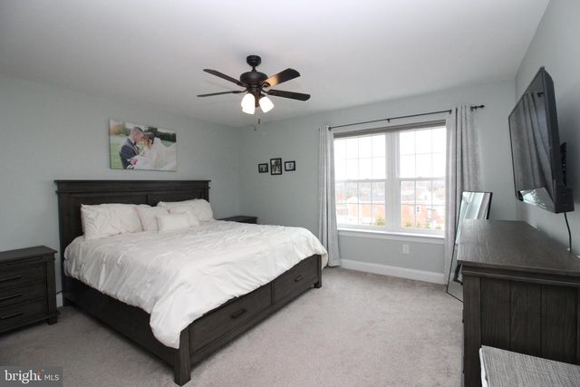 912 FORD ST, Bridgeport, PA 19405