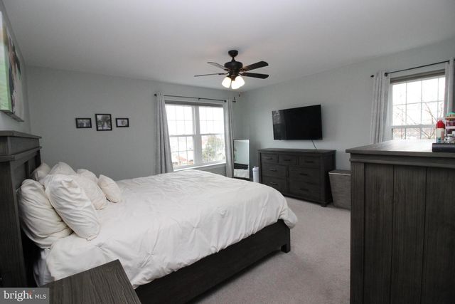 912 FORD ST, Bridgeport, PA 19405