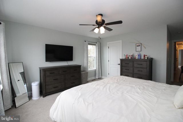 912 FORD ST, Bridgeport, PA 19405