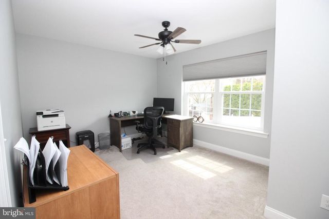 912 FORD ST, Bridgeport, PA 19405