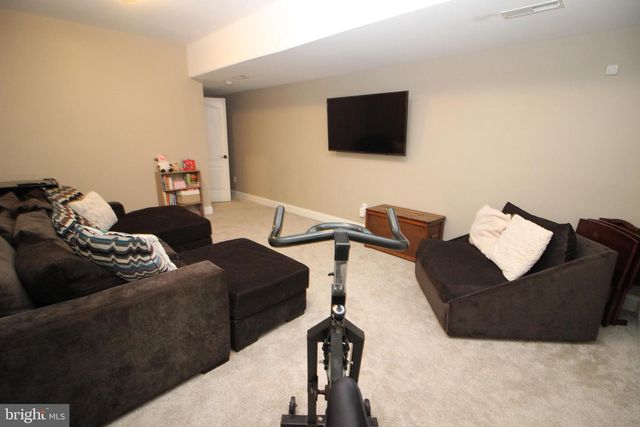 912 FORD ST, Bridgeport, PA 19405