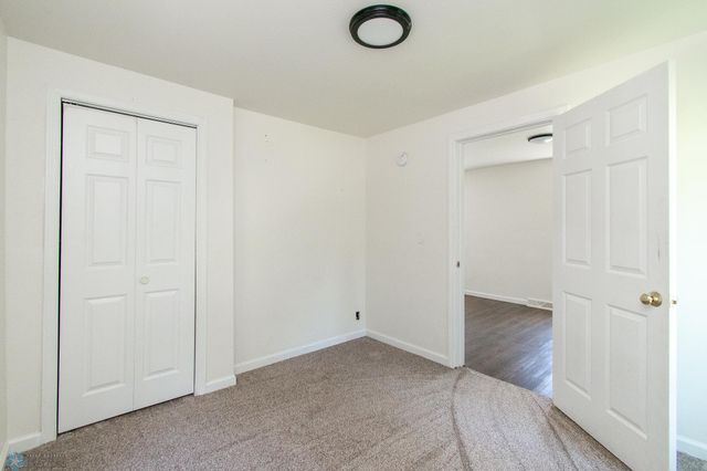 318 12th Street N, Moorhead, MN 56560