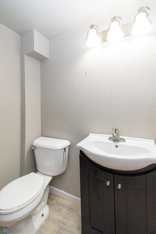 318 12th Street N, Moorhead, MN 56560
