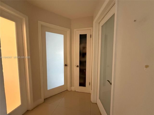 7321 Taylor St, Hollywood, FL 33024