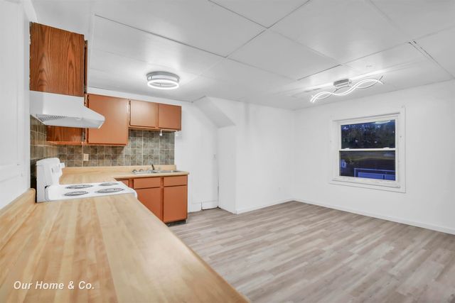 1241 Michigan Avenue, Bay City, MI 48708