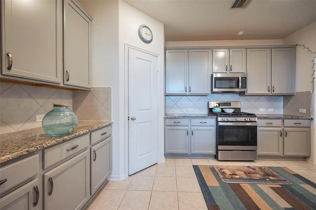 5819 Southern Rose Lane, Rosenberg, TX 77469