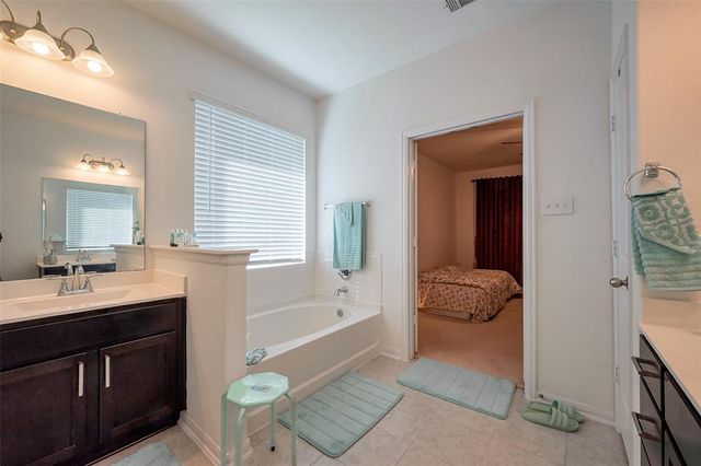 5819 Southern Rose Lane, Rosenberg, TX 77469