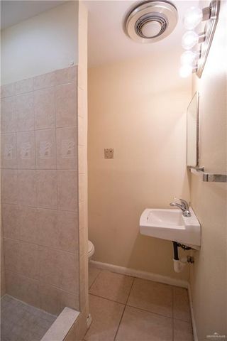 1118 W Cano Street, Edinburg, TX 78539