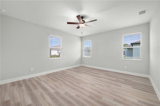 9335 101st Avenue, Vero Beach, FL 32967