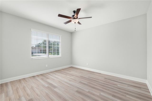 9335 101st Avenue, Vero Beach, FL 32967