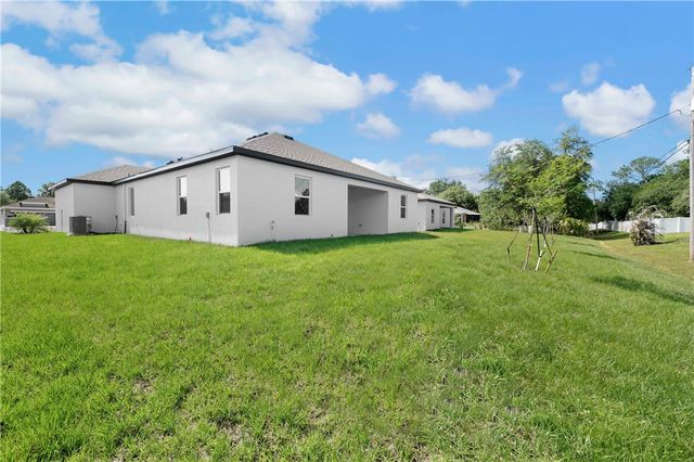 9335 101st Avenue, Vero Beach, FL 32967