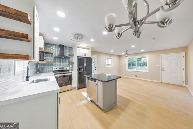2461 Sherwood Place SW, Marietta, GA 30008