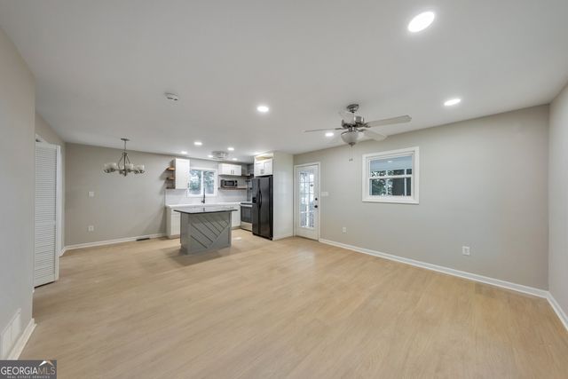 2461 Sherwood Place SW, Marietta, GA 30008