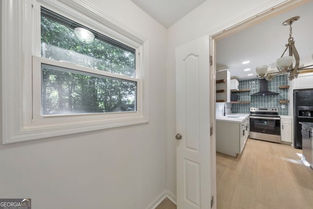 2461 Sherwood Place SW, Marietta, GA 30008