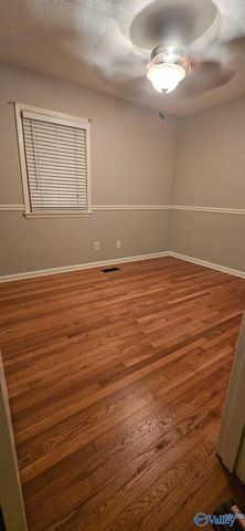 204 Wheeler Street NW, Hartselle, AL 35640