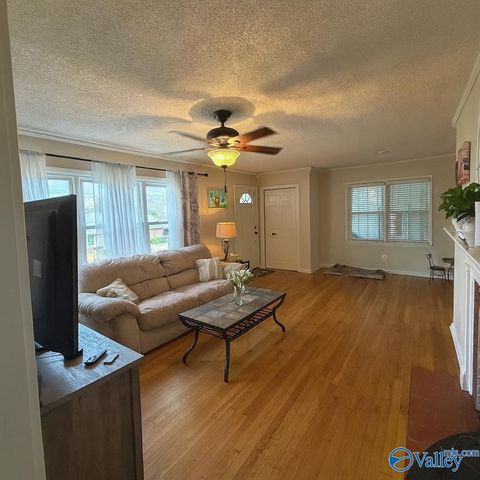 204 Wheeler Street NW, Hartselle, AL 35640